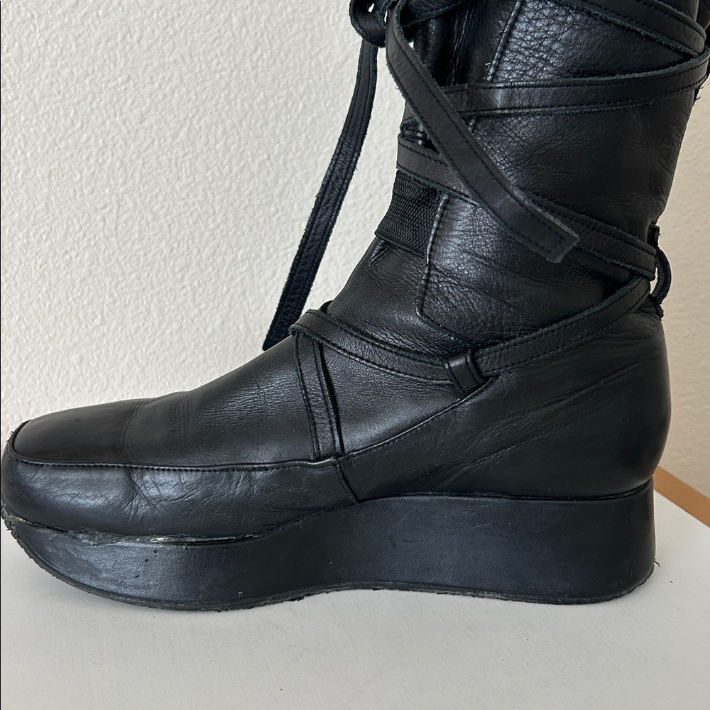 Stephane Kélian - Paris Women's Black Fur-Lined Winter Boots. Size 8 - Picture 8 of 14